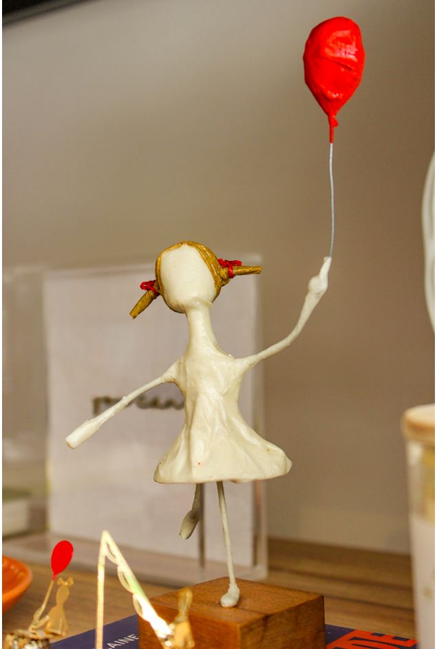 Escultura Menina Com Balao Vermelho Sandra Barreiro -7-
